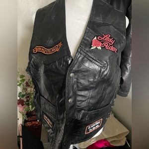 Diamond plate WOMANS blk leather patches, side lace motorcycle vest